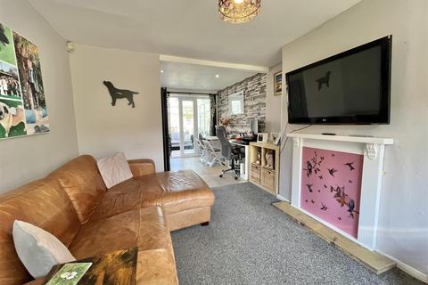3 bedroom terraced house for sale, Church Fold, Charlesworth, Glossop