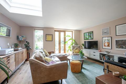 3 bedroom terraced house for sale, Blenheim Grove, Peckham, SE5