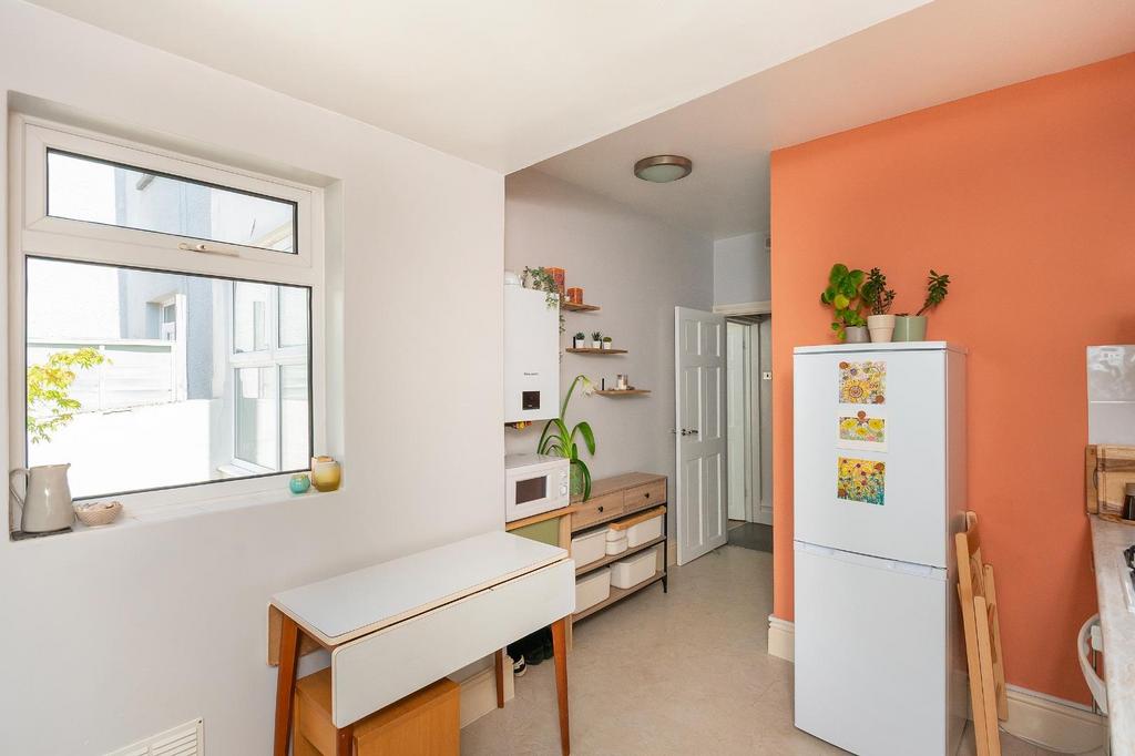 G3 BF5 RBN - Kitchen A.jpg