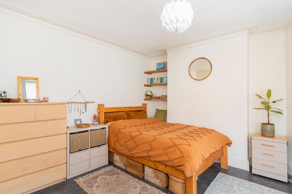 G3 BF5 RBN - Bedroom D.jpg
