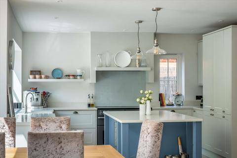 4 bedroom detached house for sale, Headley Road, Grayshott, Hindhead, Hampshire, GU26