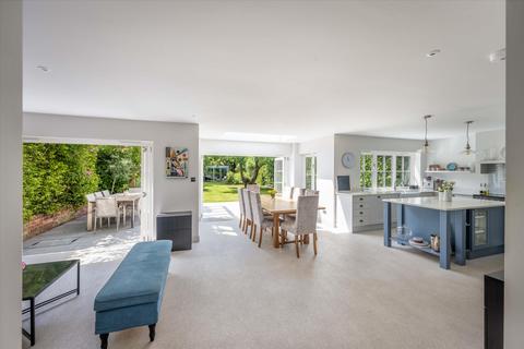 4 bedroom detached house for sale, Headley Road, Grayshott, Hindhead, Hampshire, GU26