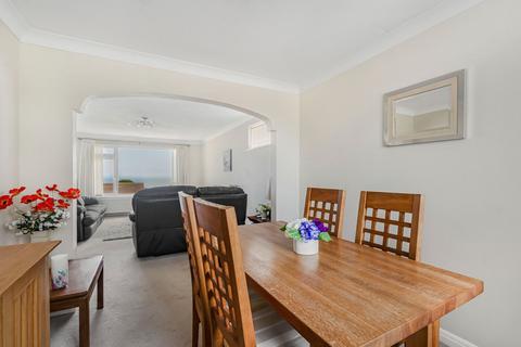 107 Broadley Drive, Torquay, TQ2 6UT
