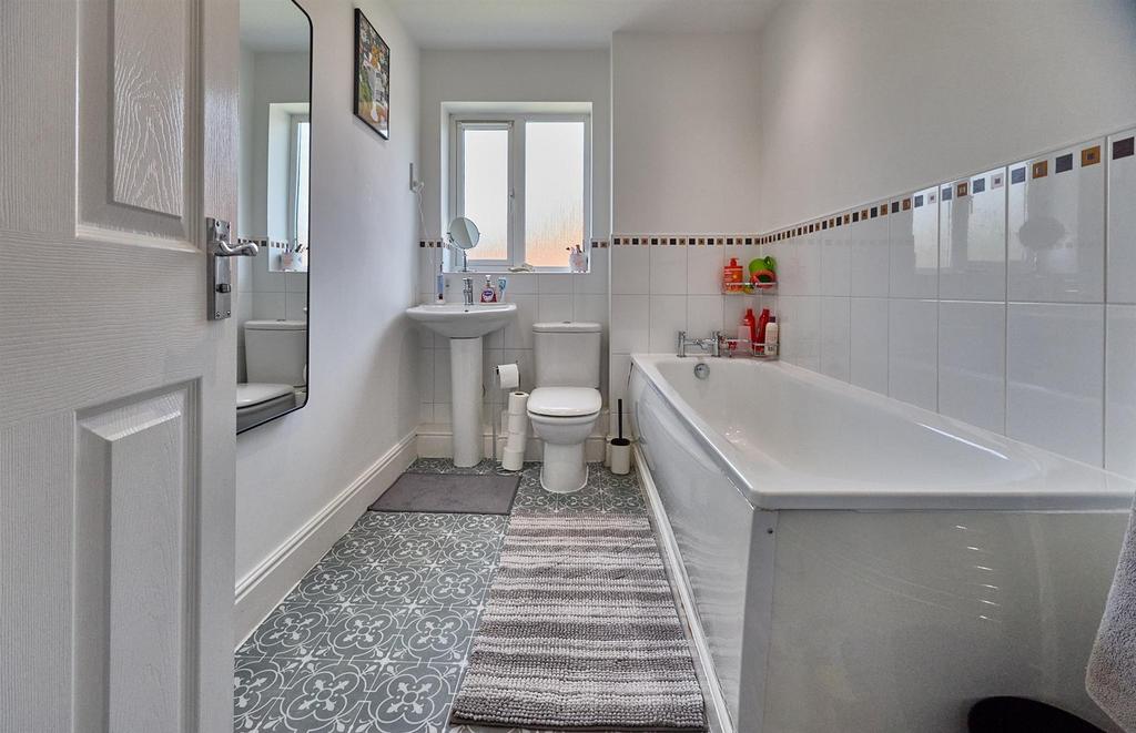 Rear Family Bathroom