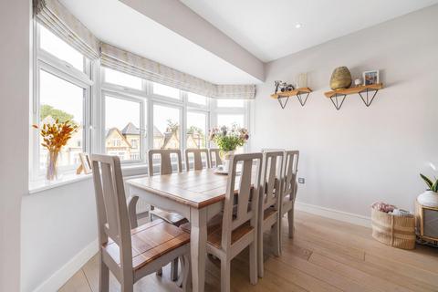 2 bedroom flat for sale, Norwood Road, SE24