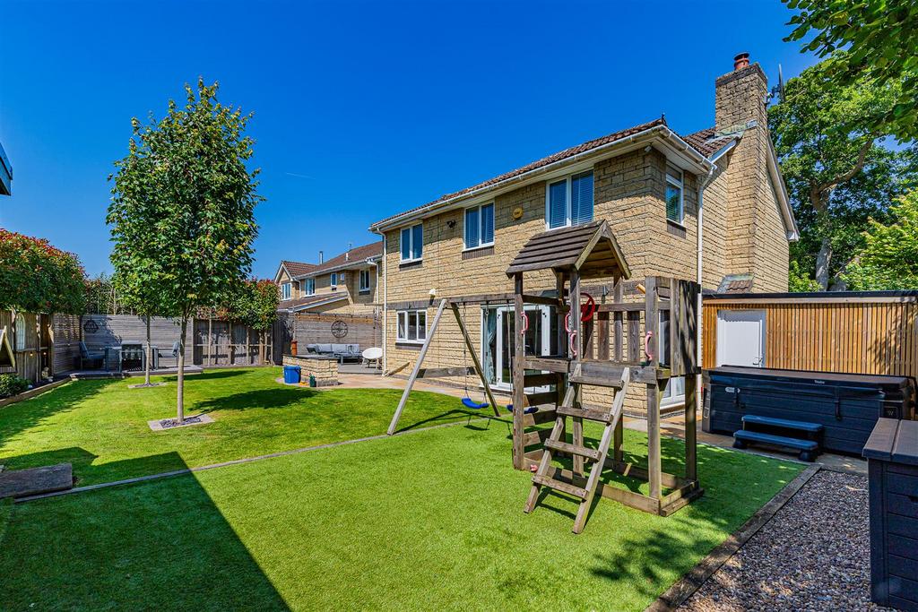 Triscombe Drive 28-8.jpg