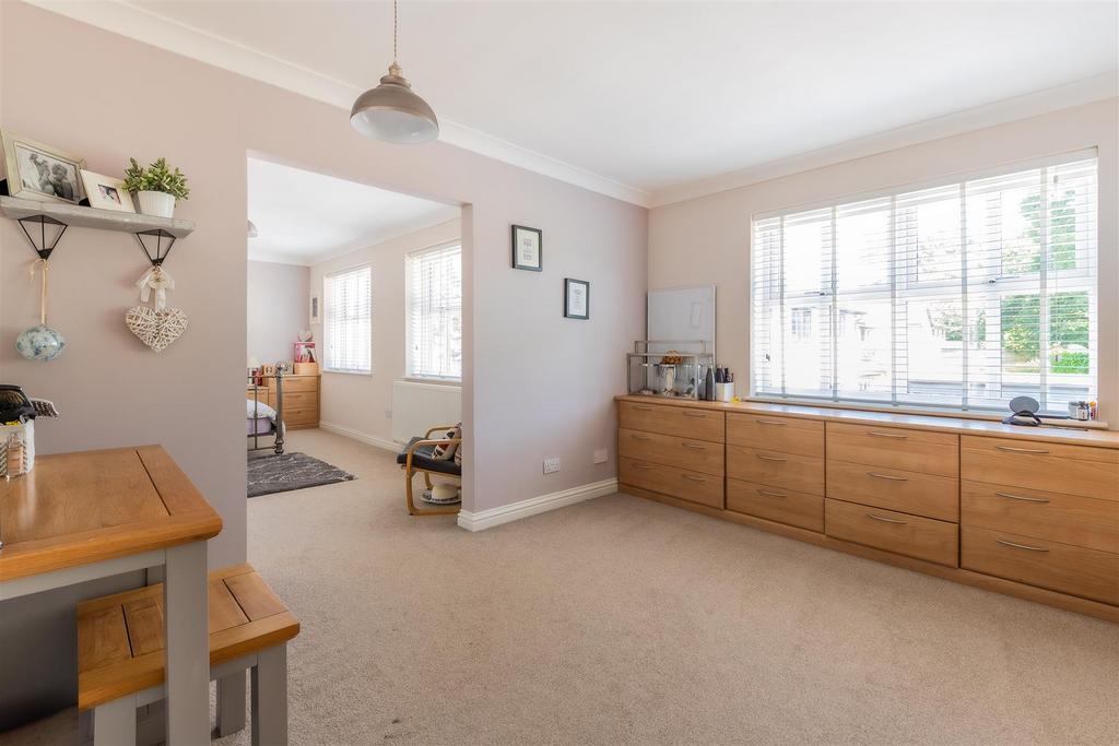 Triscombe Drive 28-22.jpg