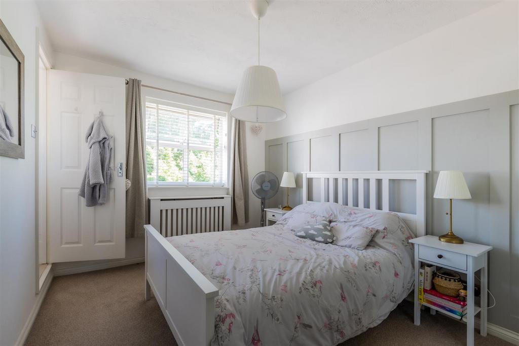 Triscombe Drive 28-14.jpg