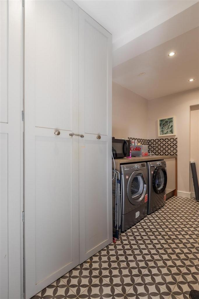 Triscombe Drive 28-48.jpg