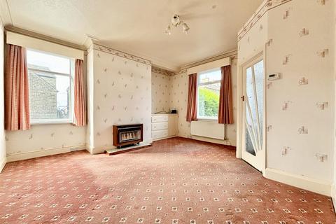 2 Booth Street, Queensbury, Bradford, BD13 2HU