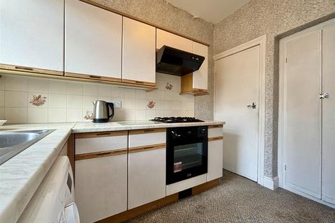 2 Booth Street, Queensbury, Bradford, BD13 2HU