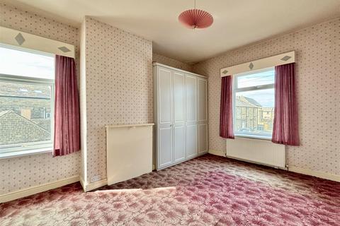 2 Booth Street, Queensbury, Bradford, BD13 2HU