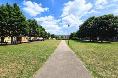 4 bedroom townhouse for sale, Moonstone Square, Sittingbourne ME10