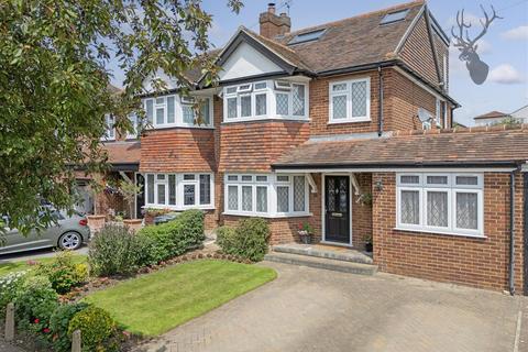undefined, Elizabeth Drive, Theydon Bois, Epping, Essex