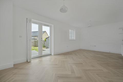 3 bedroom end of terrace house for sale, Charlotte Avenue, Bicester, OX27