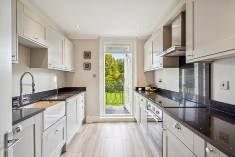 1 bedroom flat for sale, Park Lawn, Slough SL2