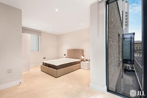 6 Patcham Terrace, London, SW8 4EY