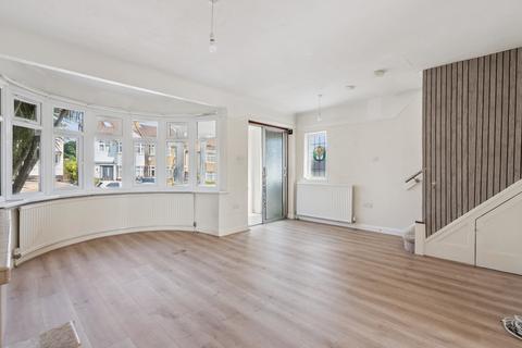 4 bedroom end of terrace house for sale, Wentworth Drive, Pinner HA5