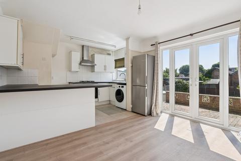 4 bedroom end of terrace house for sale, Wentworth Drive, Pinner HA5