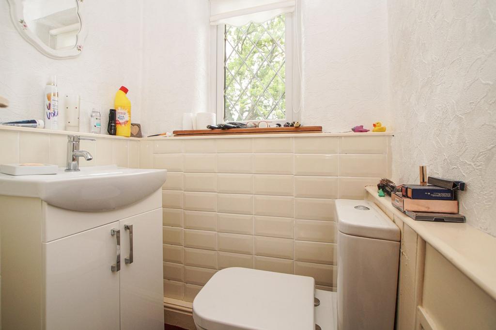 En-suite shower room