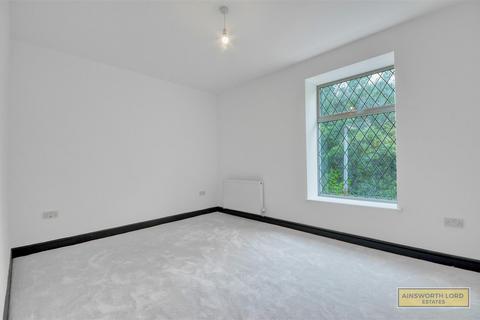 10 Lyndhurst Road, Darwen, BB3 1QR