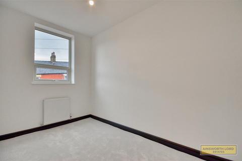 10 Lyndhurst Road, Darwen, BB3 1QR