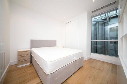 Studio to rent, Staines Road, Hounslow TW3