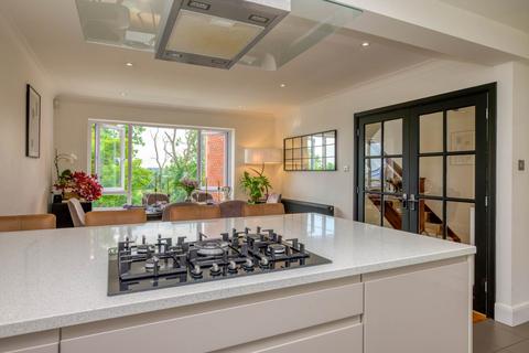 18 Ridge Hall Close, Caversham, Reading, RG4 7EP