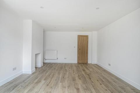 54 Arnolds Mead, Corsham, SN13 0BN