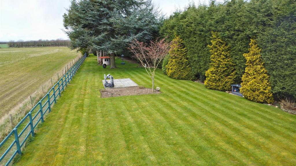 DJI 0283-DJI 0285 lzn.jpg