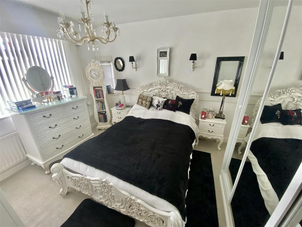 Bramleys Estate Agents - Woodsome Avenue - Mirfiel