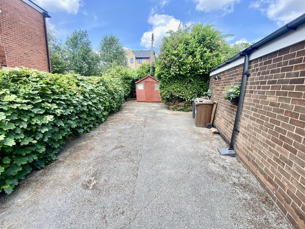 Bramleys Estate Agents - Woodsome Avenue - Mirfiel