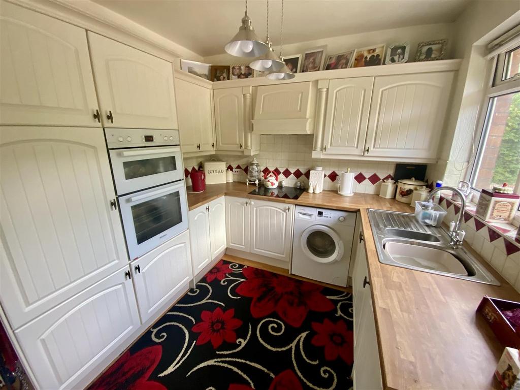 Bramleys Estate Agents - Woodsome Avenue - Mirfiel