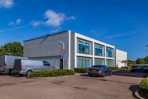 Office to rent, Hitchin Rd Luton LU2 8DL