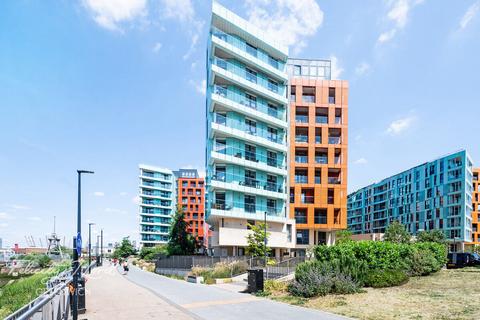 2 bedroom apartment for sale, Gordian apartments, Cable Walk, Greenwich, SE10