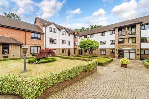 2 bedroom retirement property for sale, The Avenue, Tadworth KT20