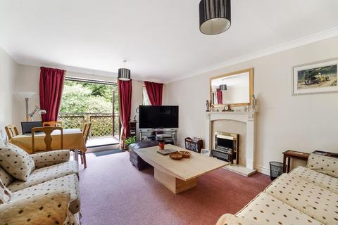 2 bedroom retirement property for sale, The Avenue, Tadworth KT20