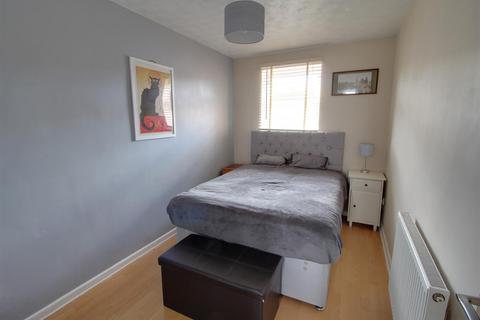 93 Oak Way, Huntley, Gloucester, GL19 3SD