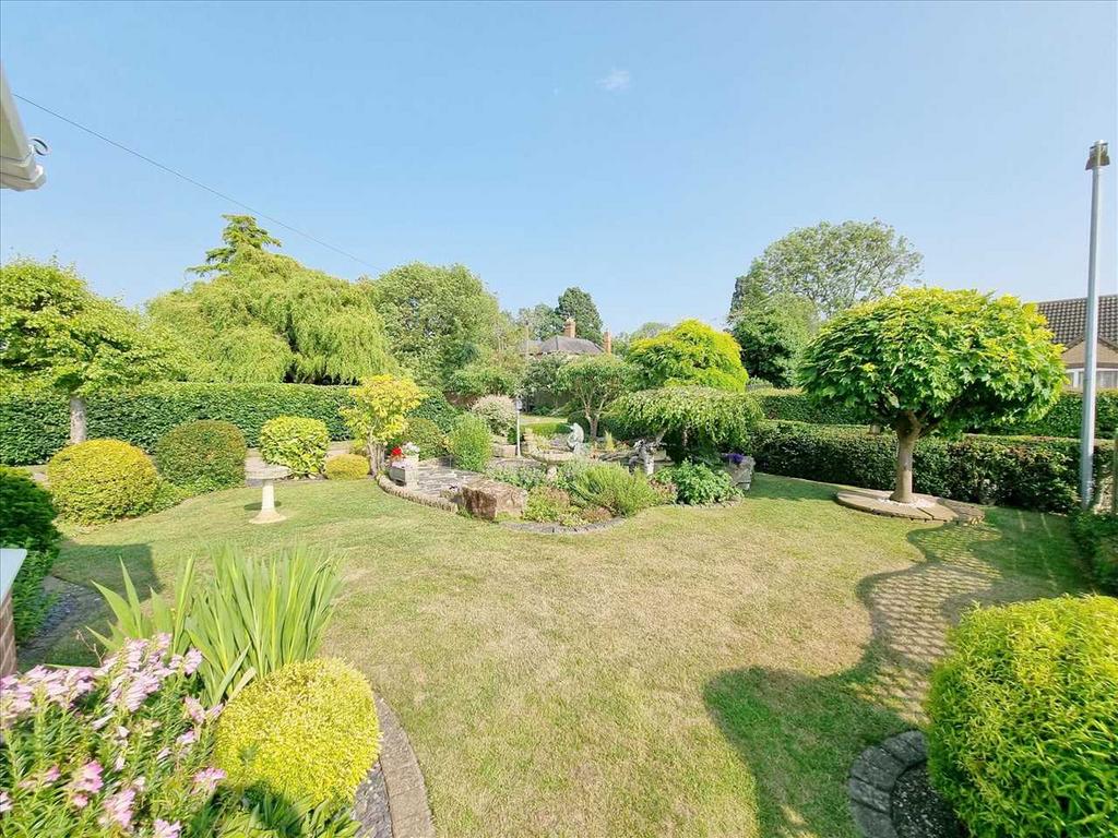 Front Garden: