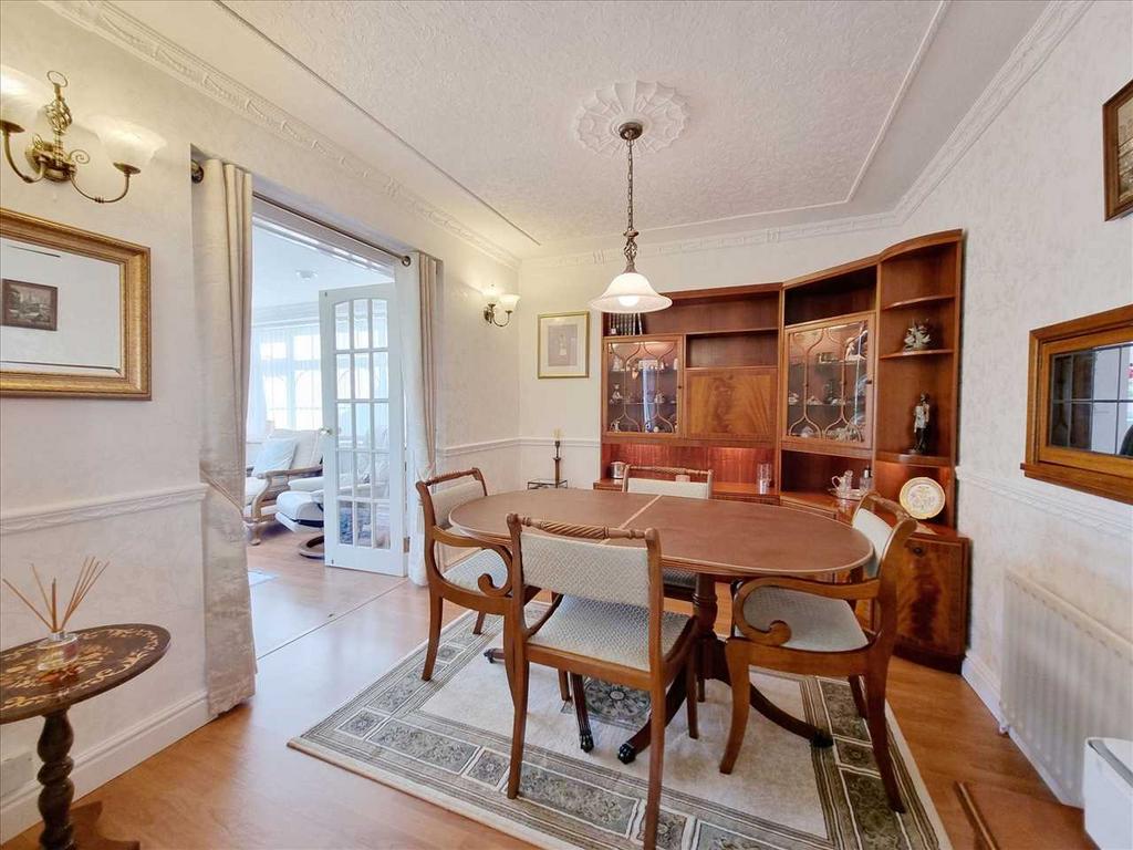 Dining Room: