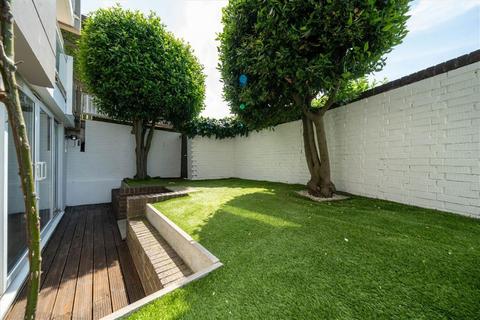 undefined, Holyport Road, London SW6