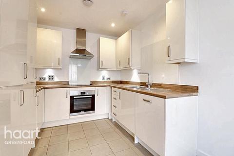 131b Windmill Lane, Greenford, UB6 9DZ