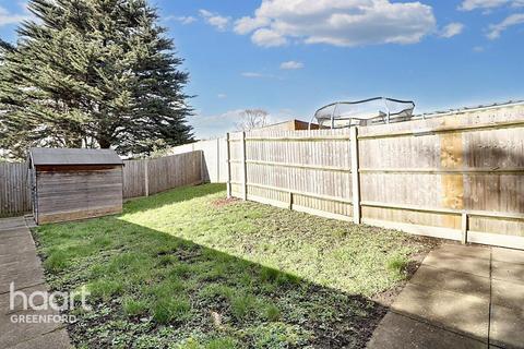 131b Windmill Lane, Greenford, UB6 9DZ