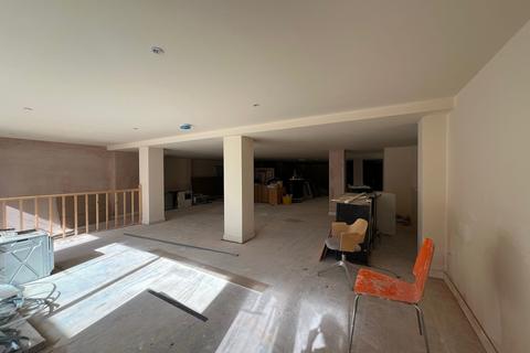 Pub to rent, 14-15A St Pauls Sq Bedford MK40 1SL