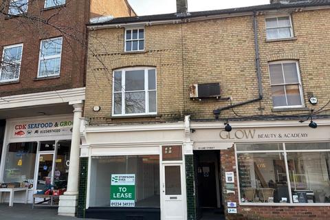 Retail property (high street) to rent, 20 Lime St Bedford MK40 1LD
