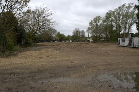 Land to rent, 3 Taylors Rd Hitchin SG5 4AZ