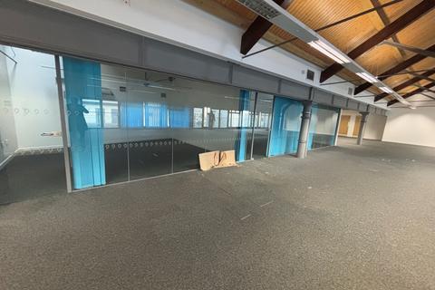 Office to rent, Wolverton Park Rd Milton Keynes MK12 5FJ