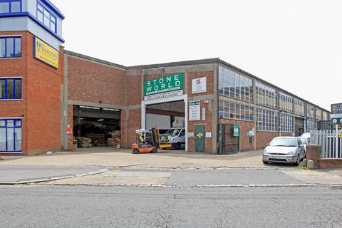 Industrial unit to rent, 851-861 Coronation Rd London NW10 7PT