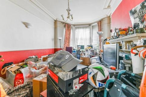 276 Beulah Hill, London, SE19 3HF