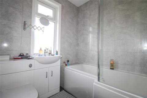 15 Whiterow Park, Trowbridge, BA14 0EG